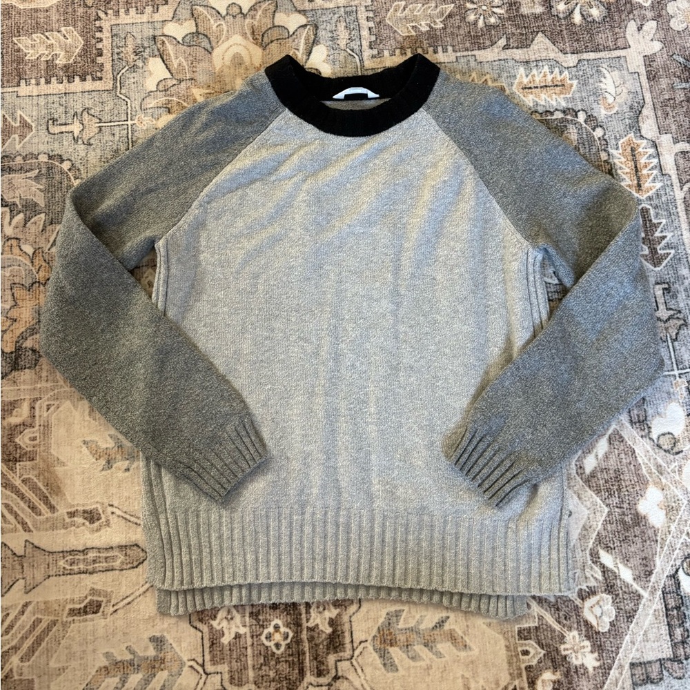 L Time and Tru Gray and Black Sweater